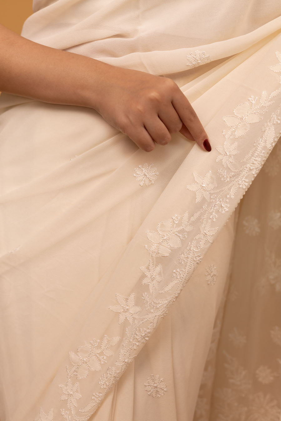 Hansini | Whispering White Pure Georgette Chikankari Saree