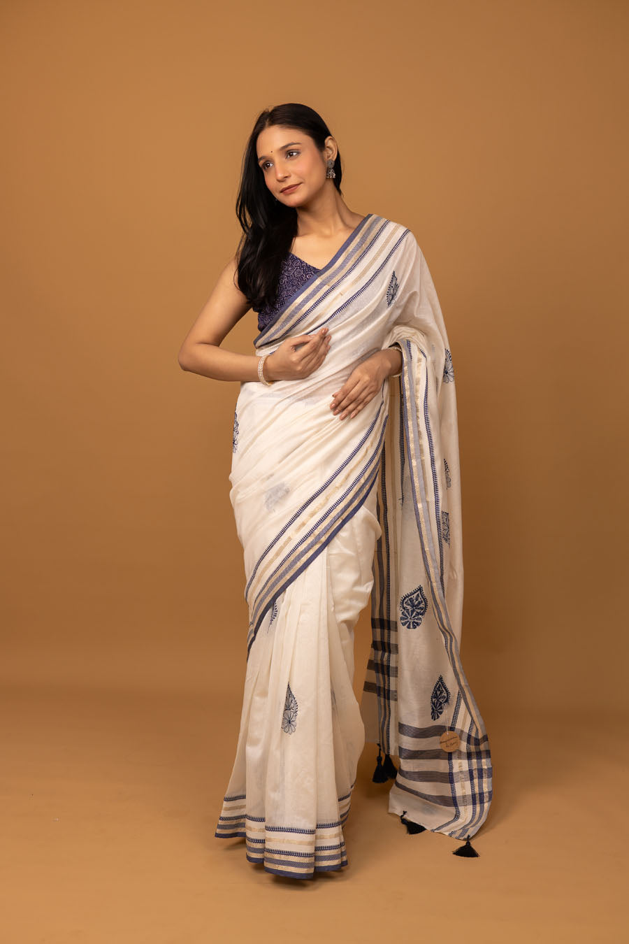 Vidushi | Pearly Mangalgiri cotton Chikankari Saree