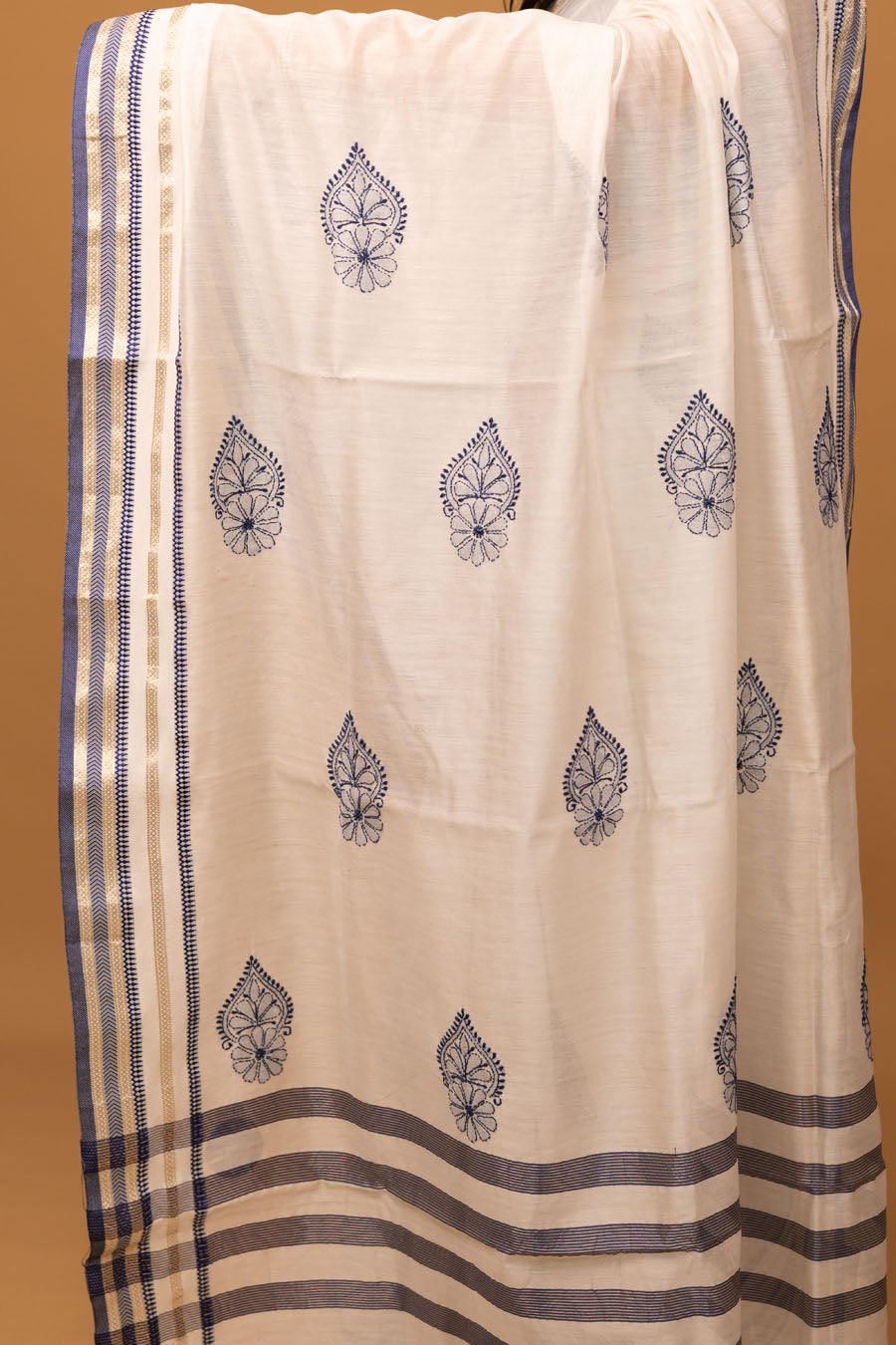Vidushi | Pearly Mangalgiri cotton Chikankari Saree