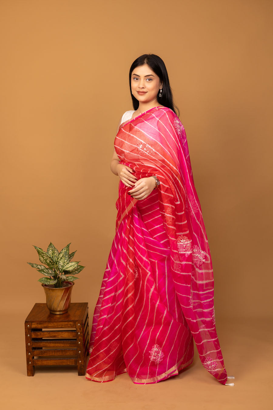 Surmayi | Deep blush Pink Kota silk Leheriya Chikankari Saree