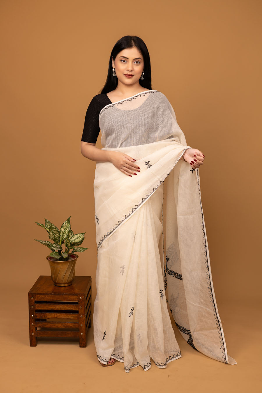 Hansini | Elegant Off white Kotadoriya Cotton Chikankari Saree