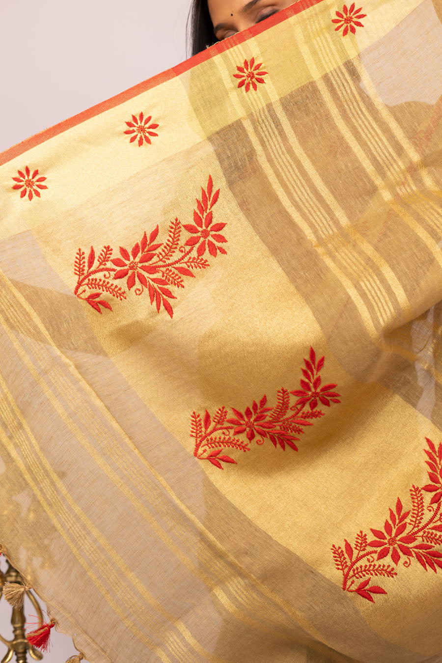 Vidushi | Nude Gold Linen Saree with Chikankari Embroidery