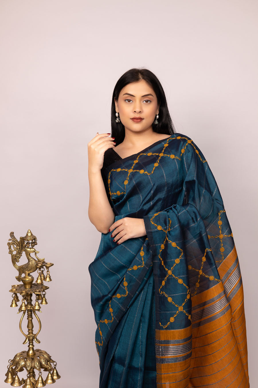 Vidushi | Meadow green Mangalgiri Pattu silk Chikankari Saree