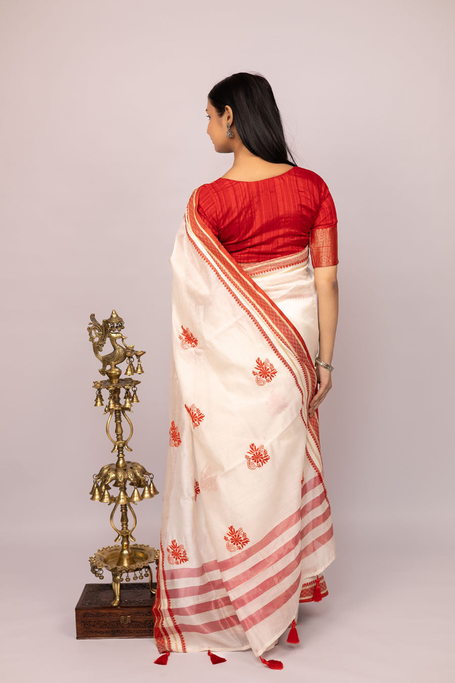 Vidushi | Imperial Off White Mangalgiri cotton Chikankari Saree with Red zari border and red Chikankari Embroidery