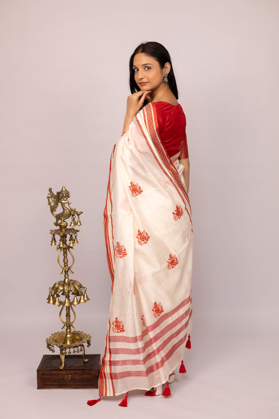 Vidushi | Imperial Off White Mangalgiri cotton Chikankari Saree with Red zari border and red Chikankari Embroidery