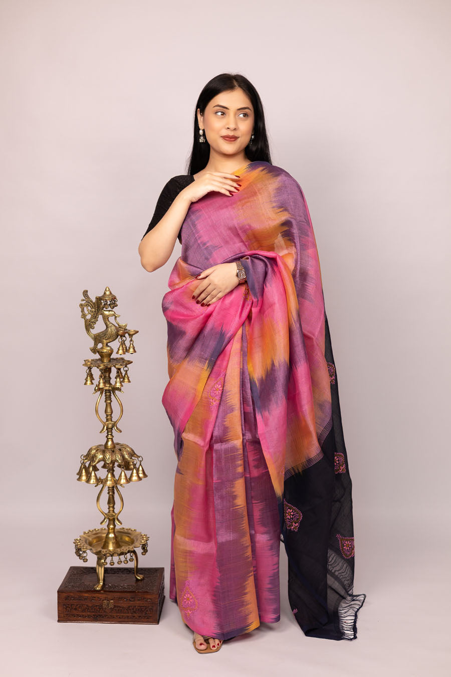 Surmayi | Flamingo Pink Mangalgiri Pattu Silk Chikankari Saree