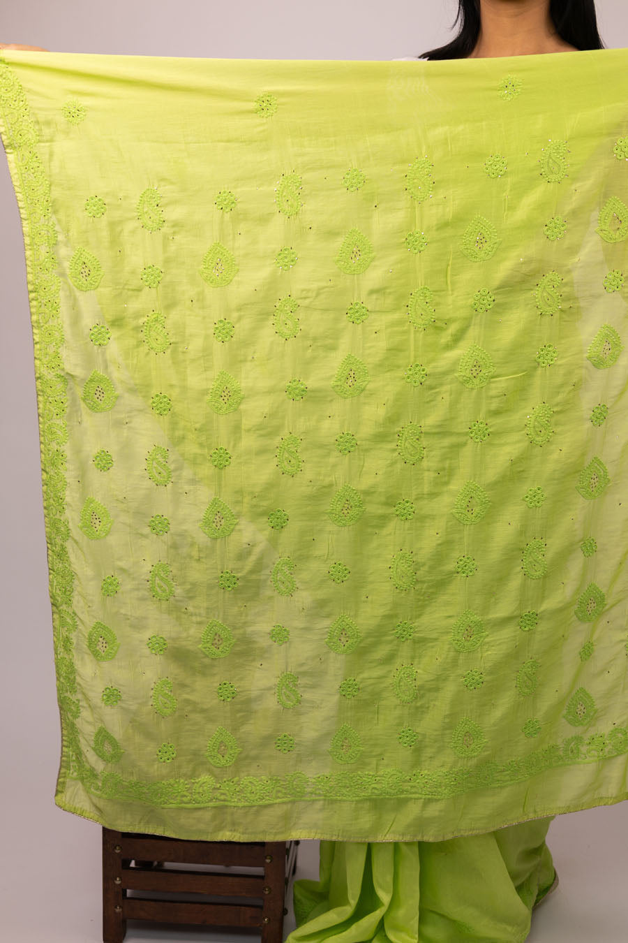 Urvashi | Dewleaf Green Chanderi Silk Chikankari Saree