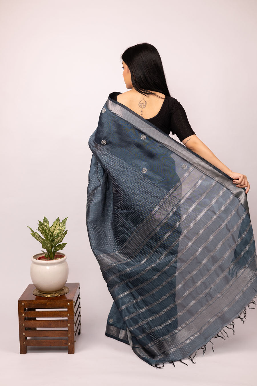 Vidushi | Graceful Grey Mangalgiri Pattu Silk Chikankari Saree