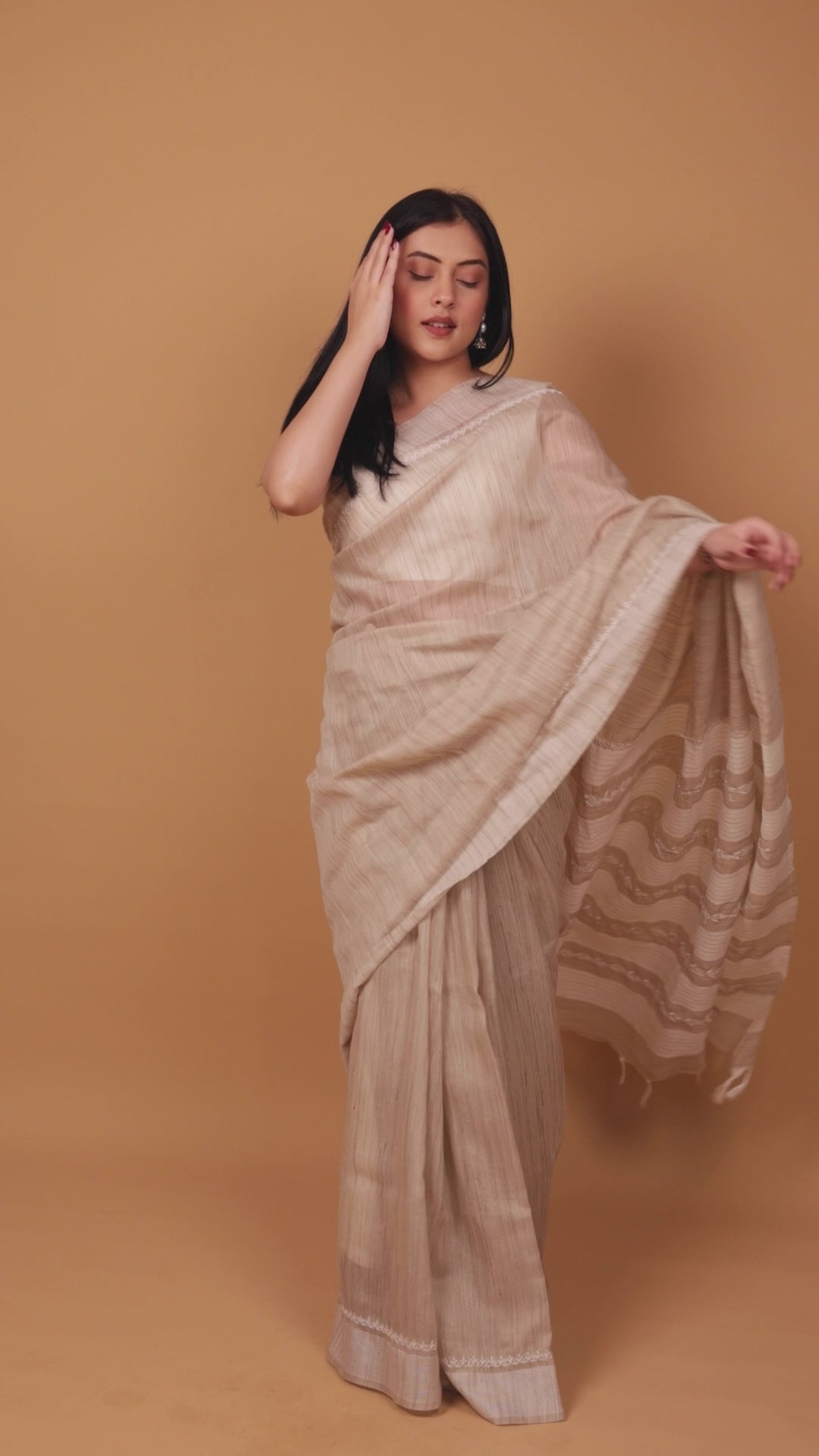Urvashi | Earthmist Beige Handloom Kochai Silk Chikankari Saree