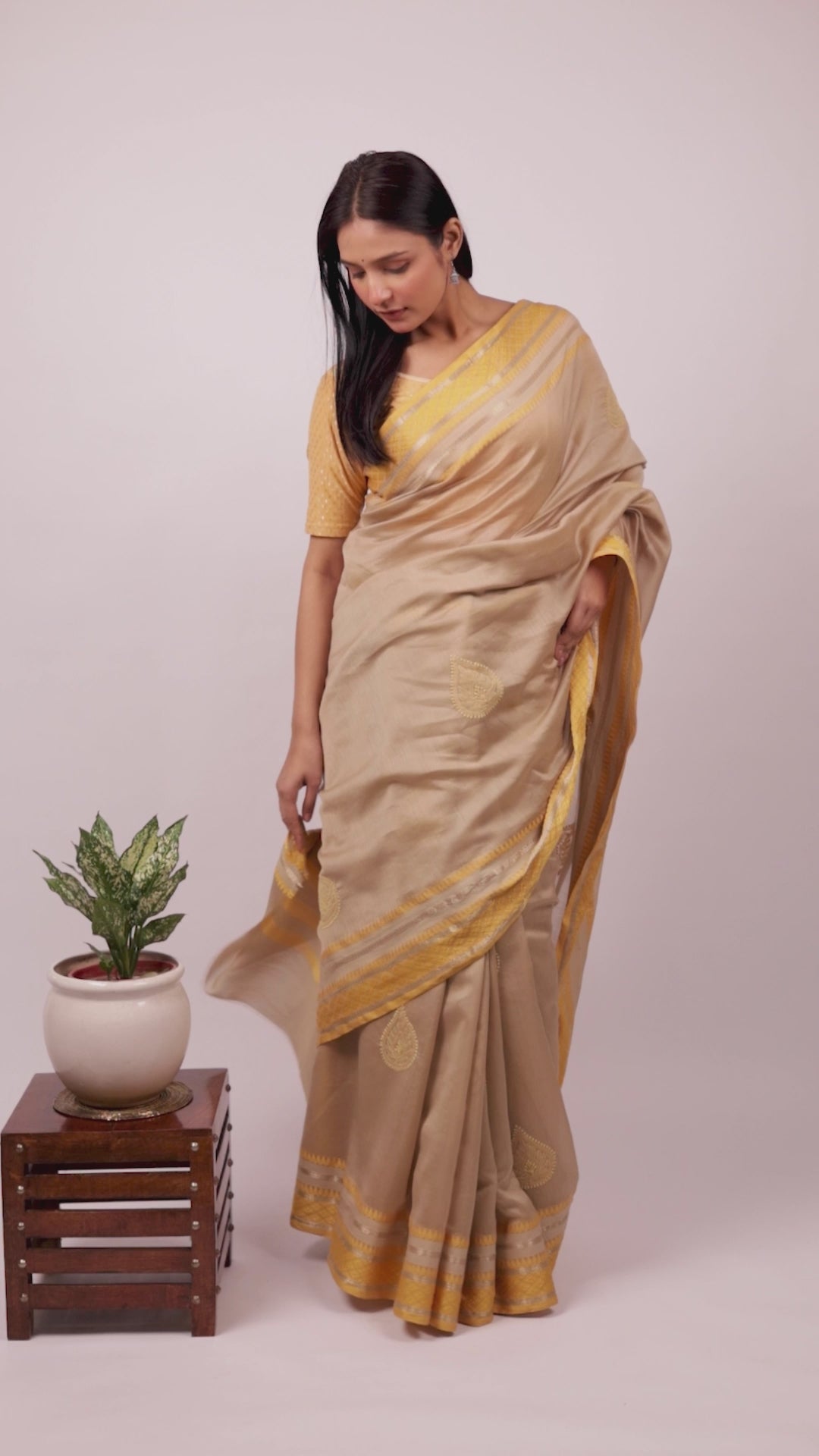 Vidushi | Earthmist Beige Mangalgiri Cotton Chikankari Saree