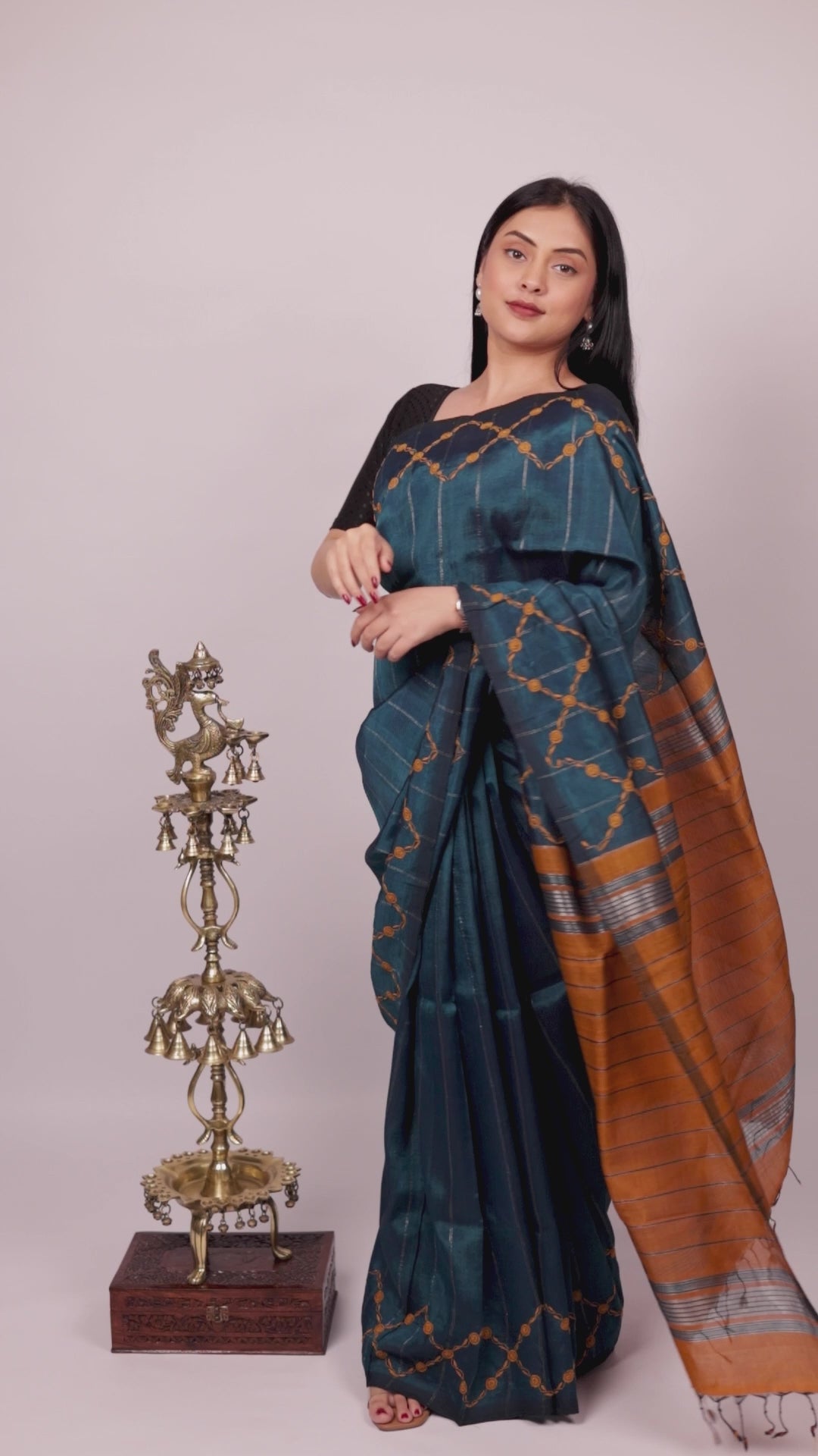 Vidushi | Meadow green Mangalgiri Pattu silk Chikankari Saree